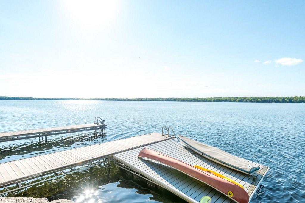 890 BIRCHVIEW Road, Lakefield Ontario, Canada
