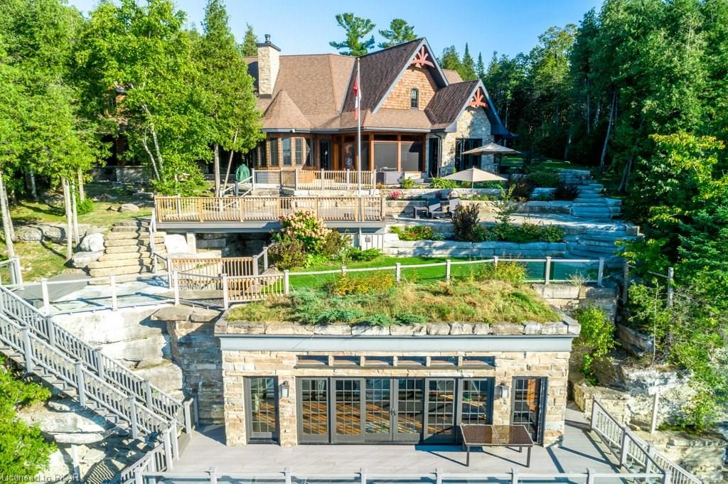890 BIRCHVIEW Road, Lakefield Ontario, Canada