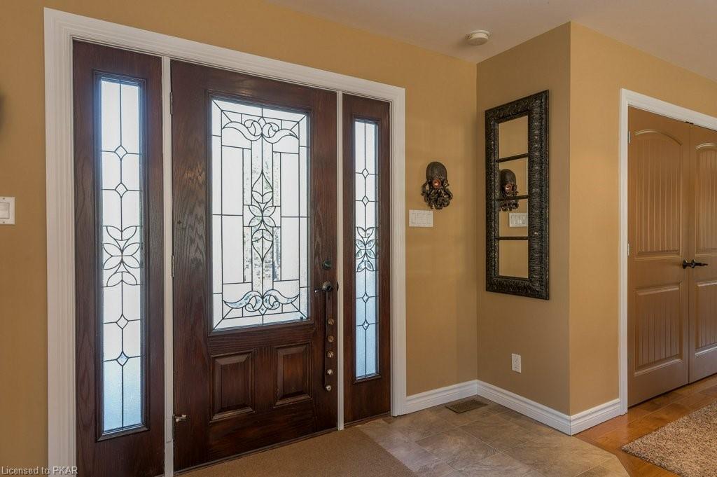 2157 HOWARD Drive, Lakefield, Ontario, Canada