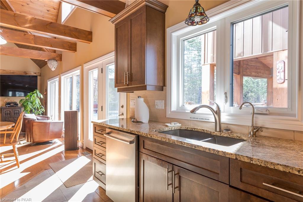 2157 HOWARD Drive, Lakefield, Ontario, Canada