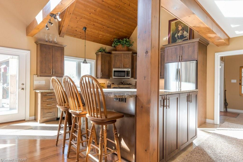 2157 HOWARD Drive, Lakefield, Ontario, Canada