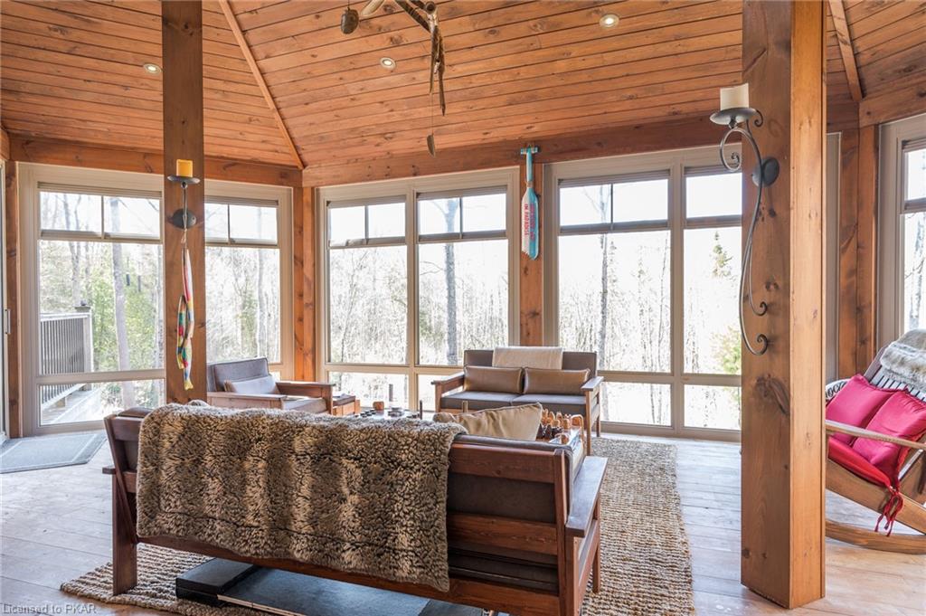 2157 HOWARD Drive, Lakefield, Ontario, Canada