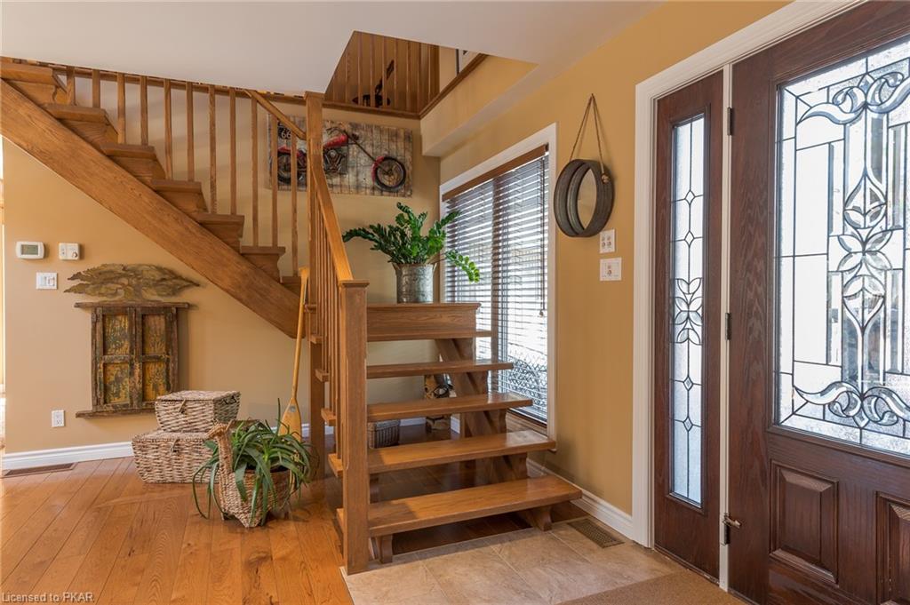 2157 HOWARD Drive, Lakefield, Ontario, Canada