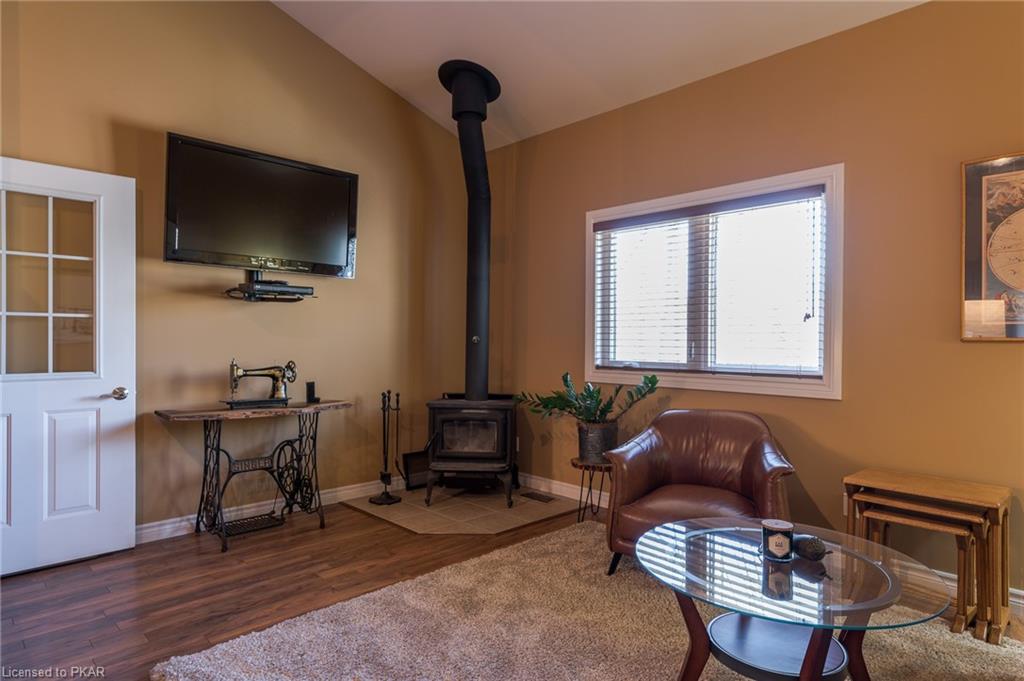 2157 HOWARD Drive, Lakefield, Ontario, Canada