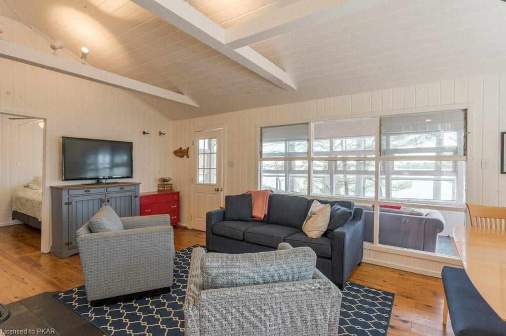 526 ISLAND 21 Island, Lakefield, Ontario, Canada