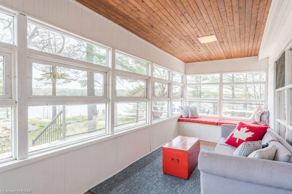 526 ISLAND 21 Island, Lakefield, Ontario, Canada