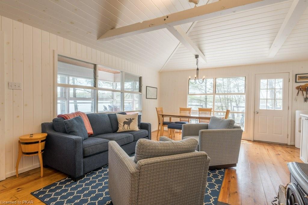 526 ISLAND 21 Island, Lakefield, Ontario, Canada