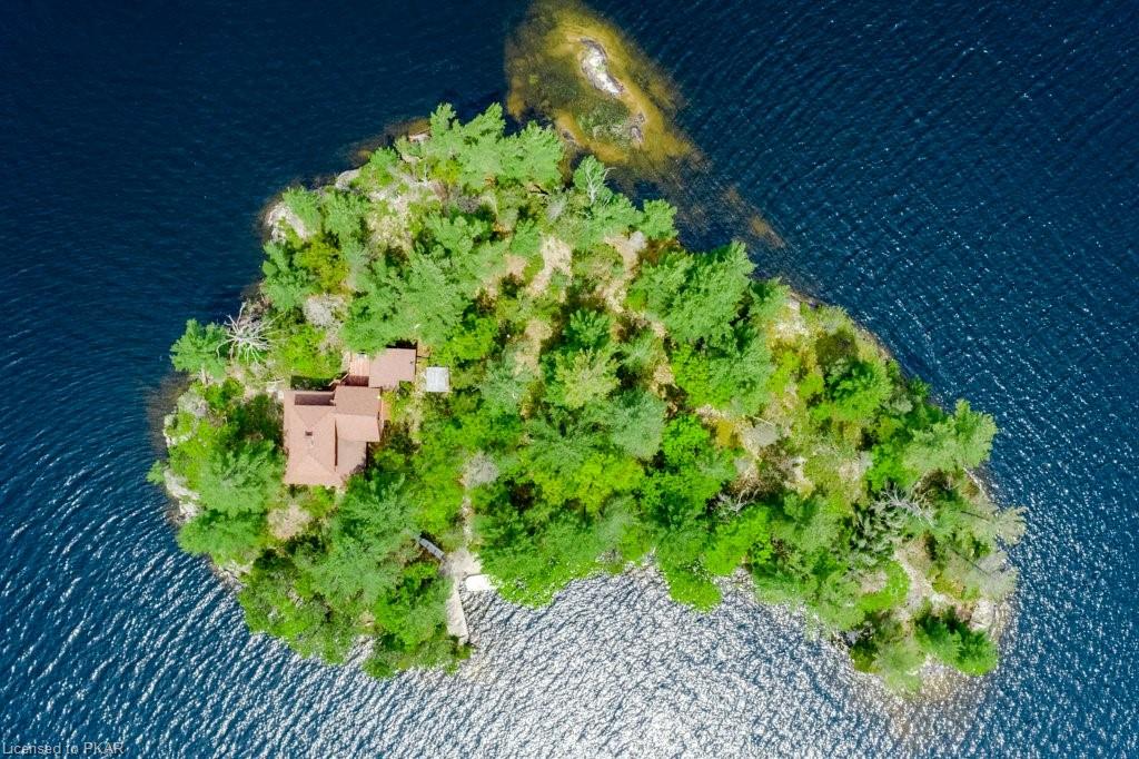 1260 ISLAND 40, Lakefield, Ontario, Canada