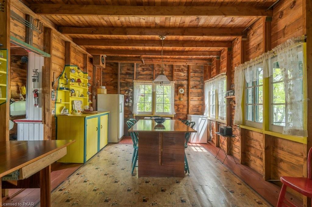 1260 ISLAND 40, Lakefield, Ontario, Canada