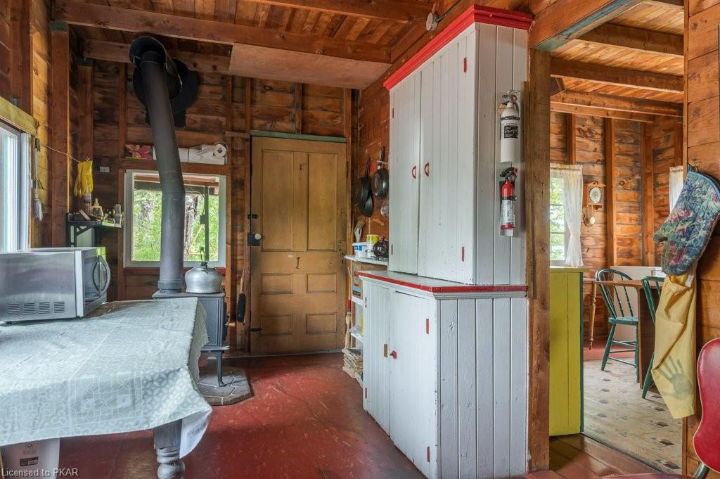 1260 ISLAND 40, Lakefield, Ontario, Canada
