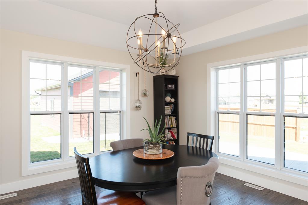 4035 VAN BREE Drive, Plympton-Wyoming Ontario, Canada