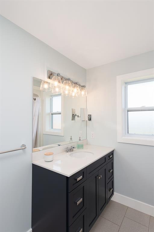 4035 VAN BREE Drive, Plympton-Wyoming Ontario, Canada