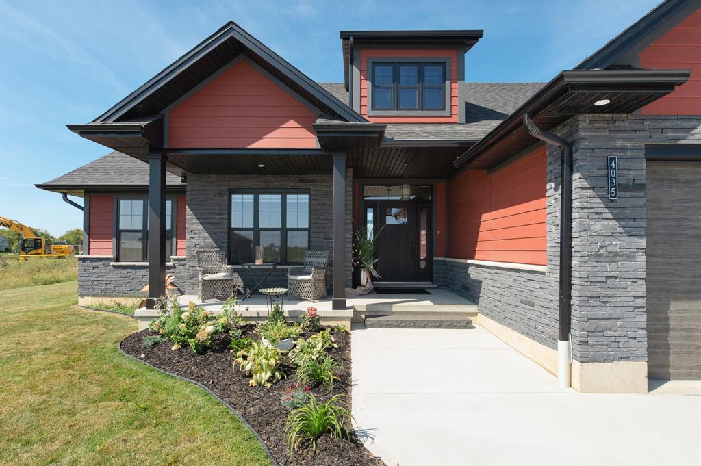 4035 VAN BREE Drive, Plympton-Wyoming Ontario, Canada