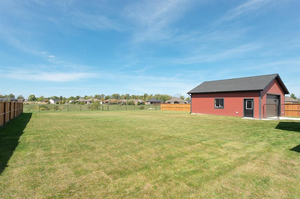4035 VAN BREE Drive, Plympton-Wyoming Ontario, Canada