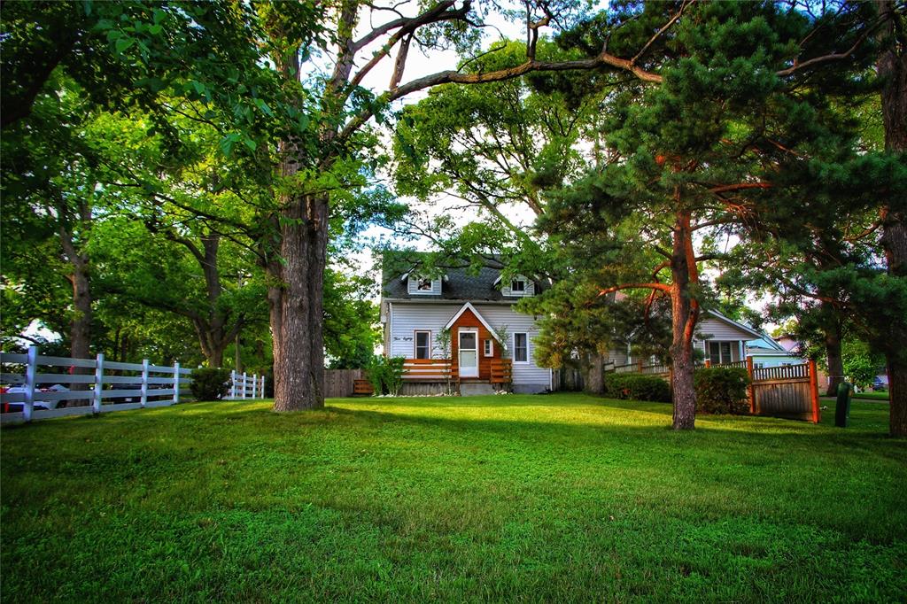 580 ERROL Road West, Sarnia, Ontario, Canada