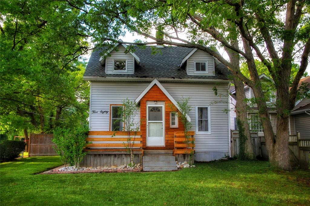580 ERROL Road West, Sarnia, Ontario, Canada