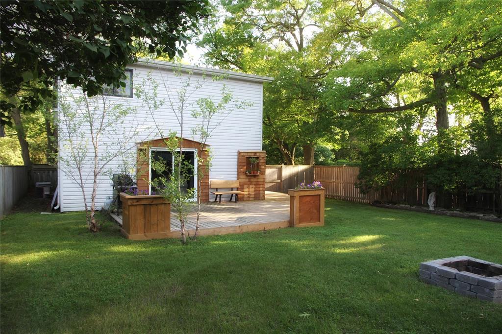 580 ERROL Road West, Sarnia, Ontario, Canada