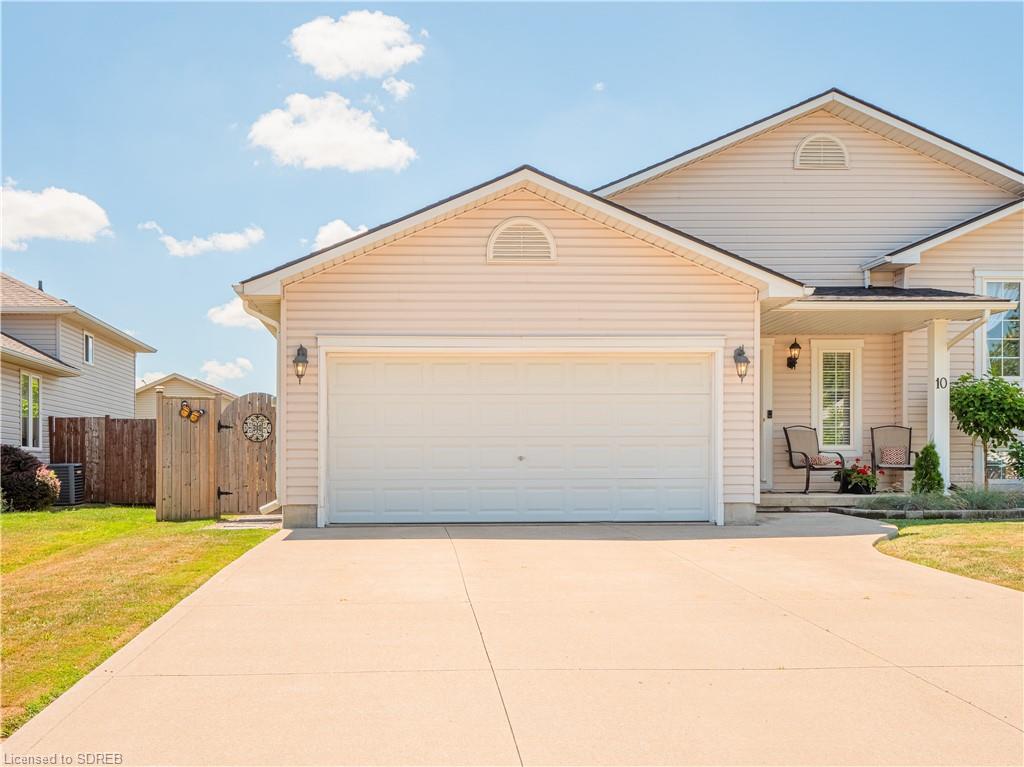 10 OAK Crescent, Hagersville, Ontario, Canada