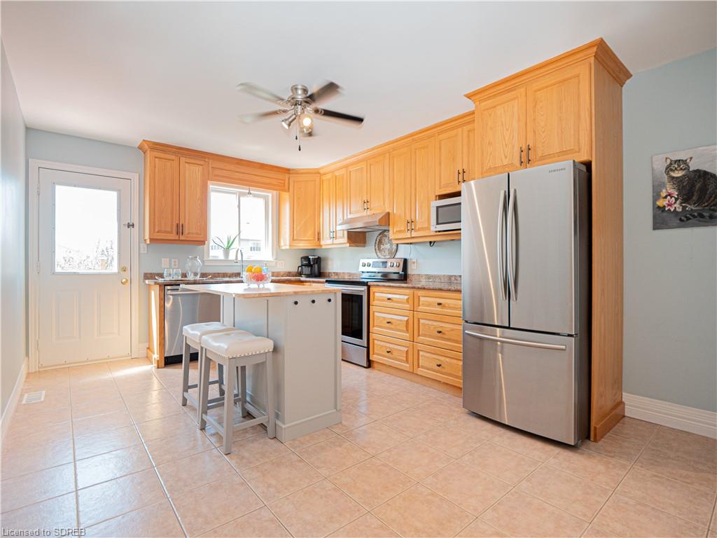 10 OAK Crescent, Hagersville, Ontario, Canada