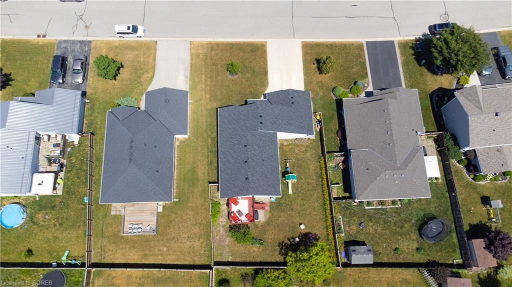 10 OAK Crescent, Hagersville, Ontario, Canada