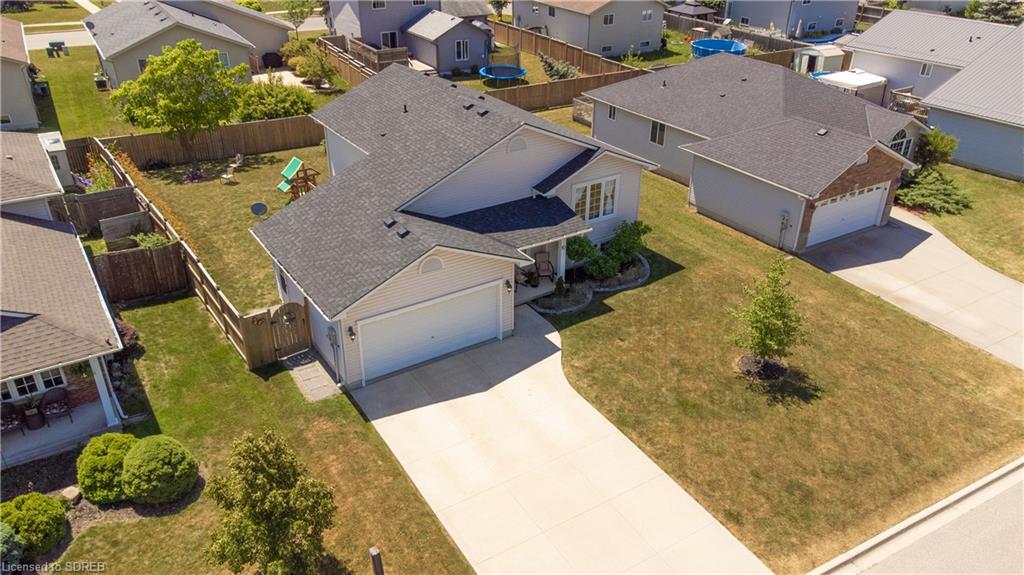10 OAK Crescent, Hagersville, Ontario, Canada