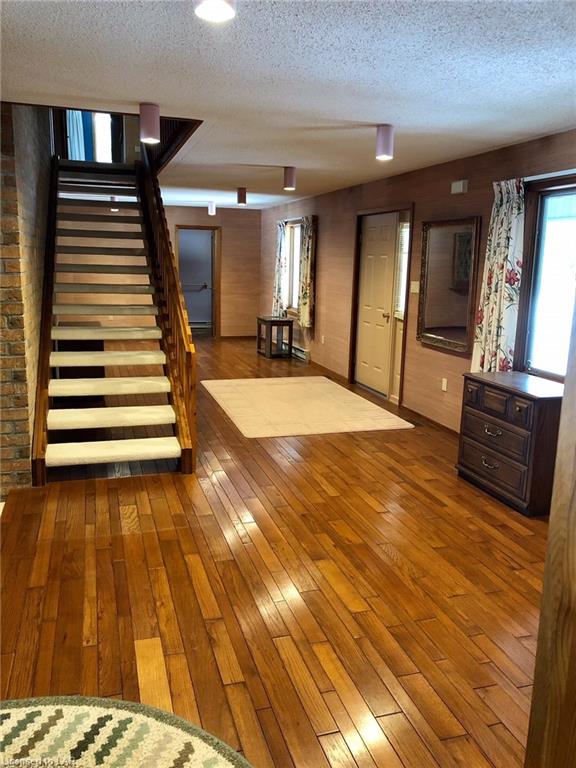 1183 ELK Drive, Eagle Lake Village, Ontario, Canada photo 25