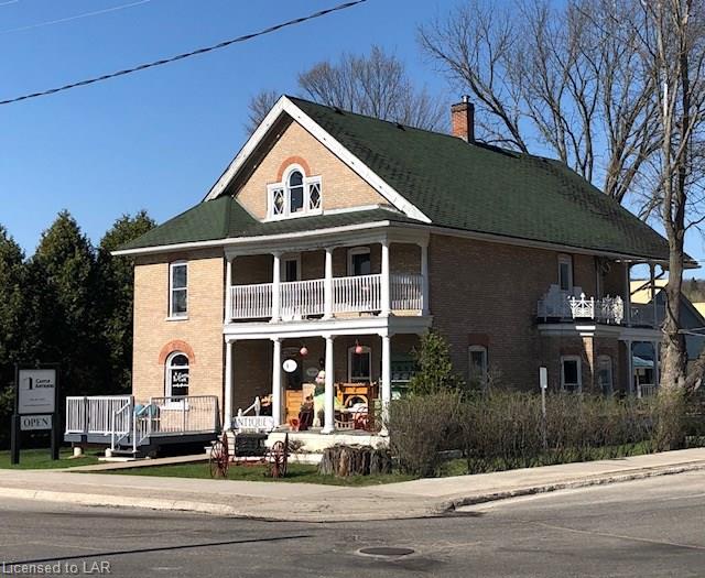 123 MAPLE Avenue, Haliburton, Ontario, Canada photo 3
