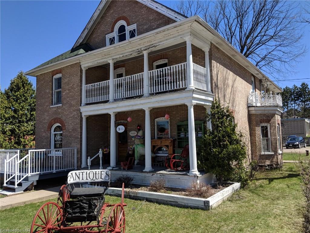 123 MAPLE Avenue, Haliburton, Ontario, Canada photo 4