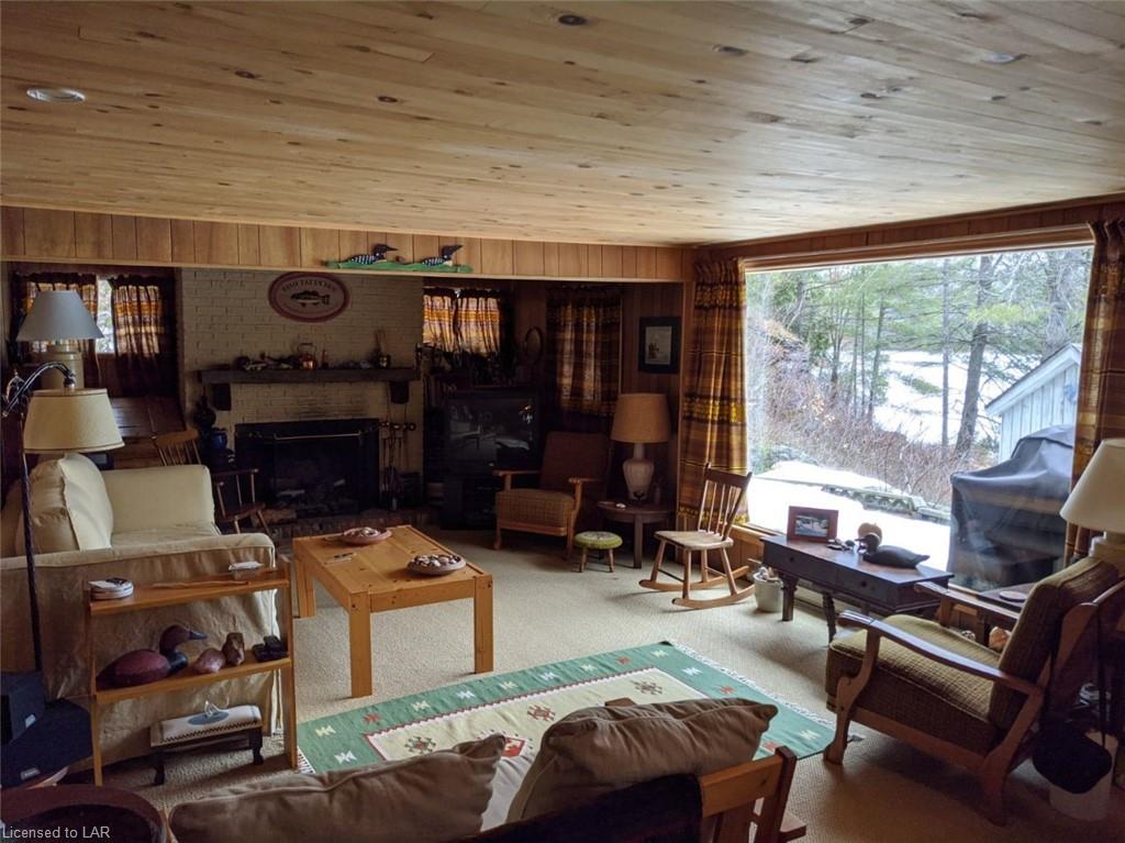 1525 SPAR LAKE Road, Norland, Ontario, Canada