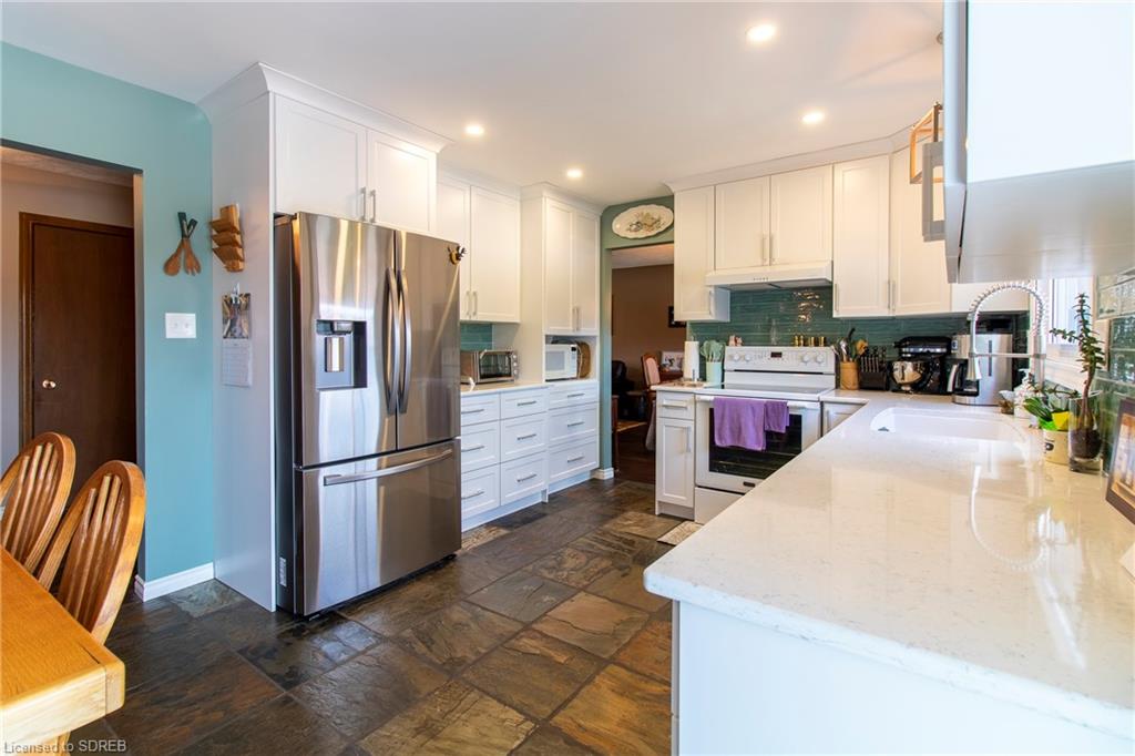 34 CARRIAGE Road, Simcoe, Ontario, Canada