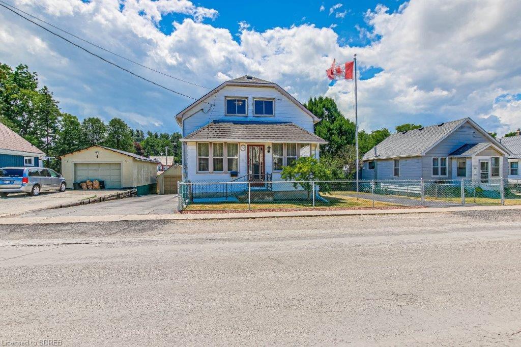 32 SOVEREEN Street, Delhi, Ontario, Canada