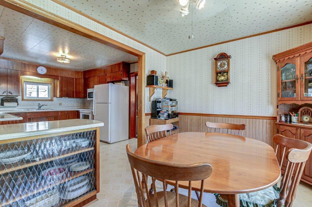 32 SOVEREEN Street, Delhi, Ontario, Canada