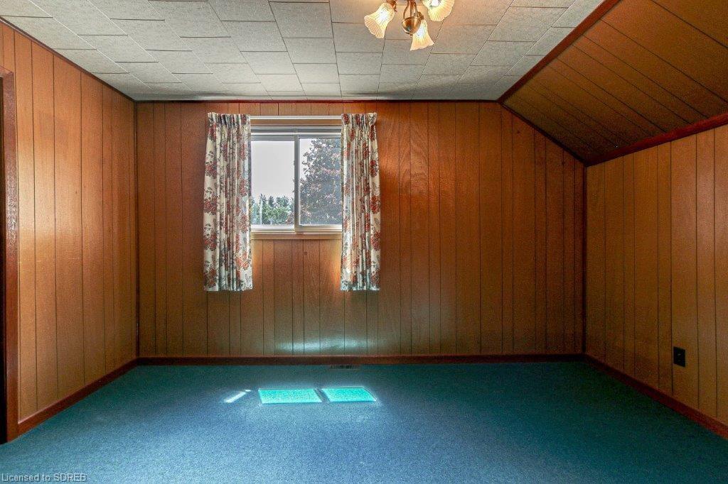 32 SOVEREEN Street, Delhi, Ontario, Canada