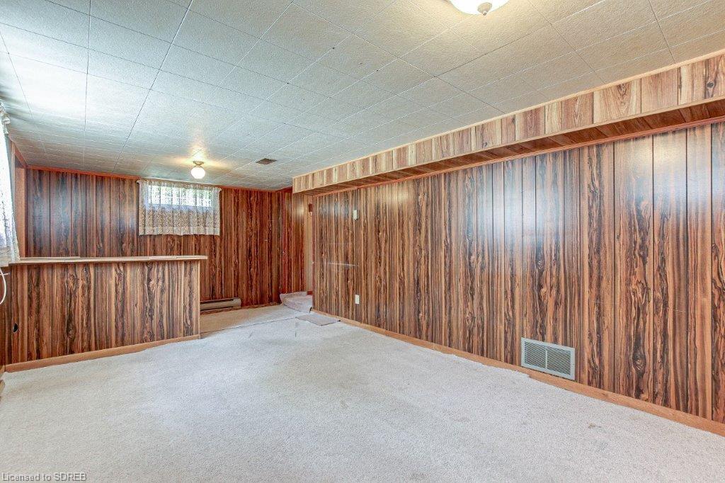 32 SOVEREEN Street, Delhi, Ontario, Canada