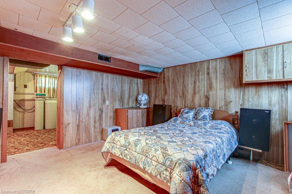 32 SOVEREEN Street, Delhi, Ontario, Canada