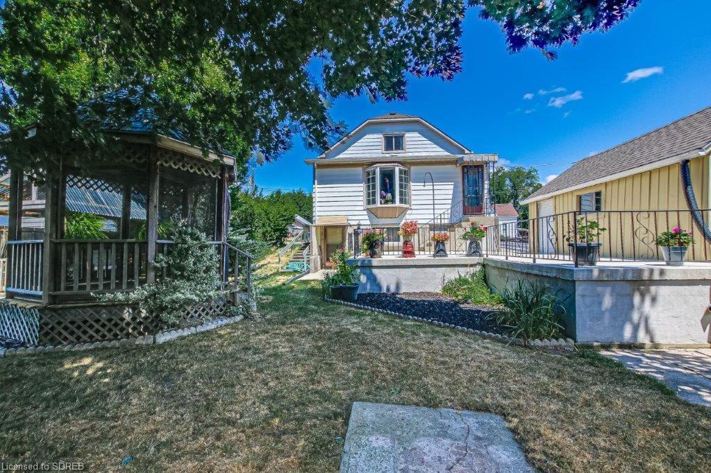 32 SOVEREEN Street, Delhi, Ontario, Canada