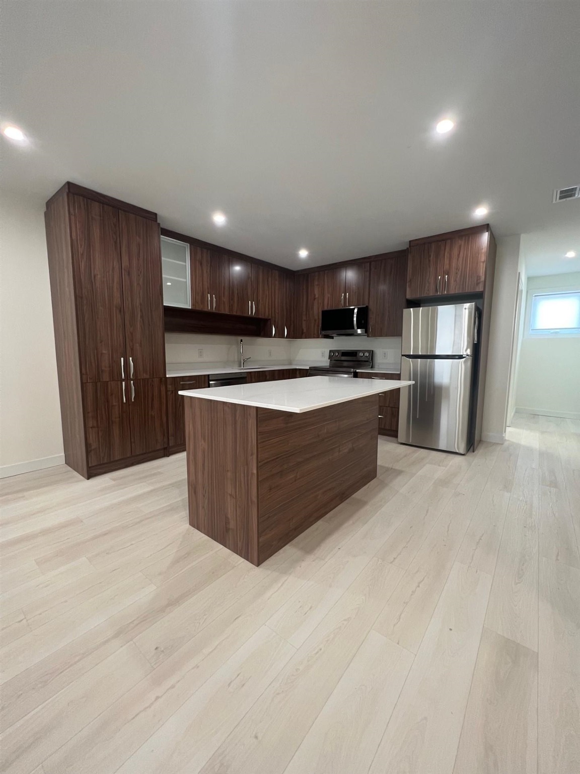 397 Empire Avenue, Thunder Bay, Ontario, Canada photo 2