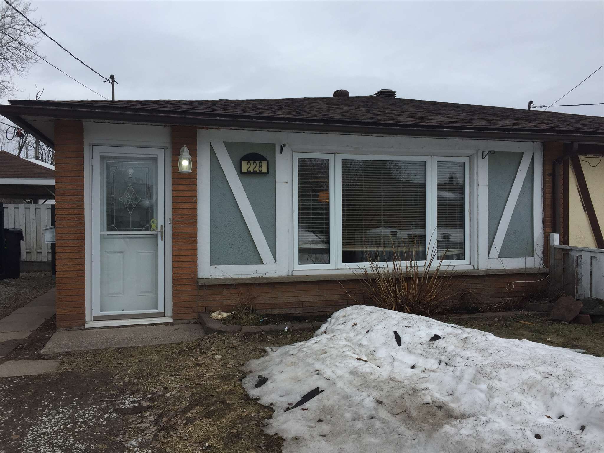 228 Sydenham Road, Sault Ste. Marie Ontario, Canada