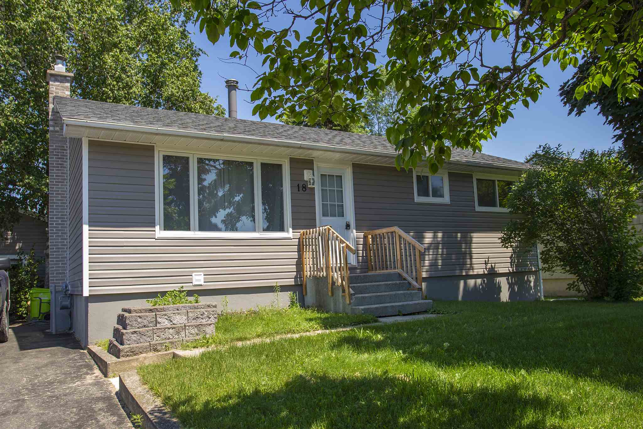18 Celene Court, Sault Ste. Marie Ontario, Canada