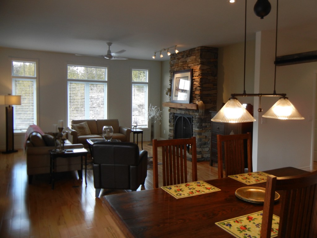 77 TALLAN LAKE RD