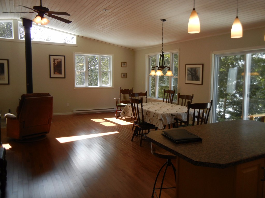 48 LAKEVIEW CRES, North Kawartha, Ontario, Canada