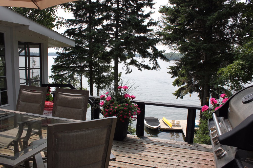 126 LAKEVIEW CRES, North Kawartha, Ontario, Canada