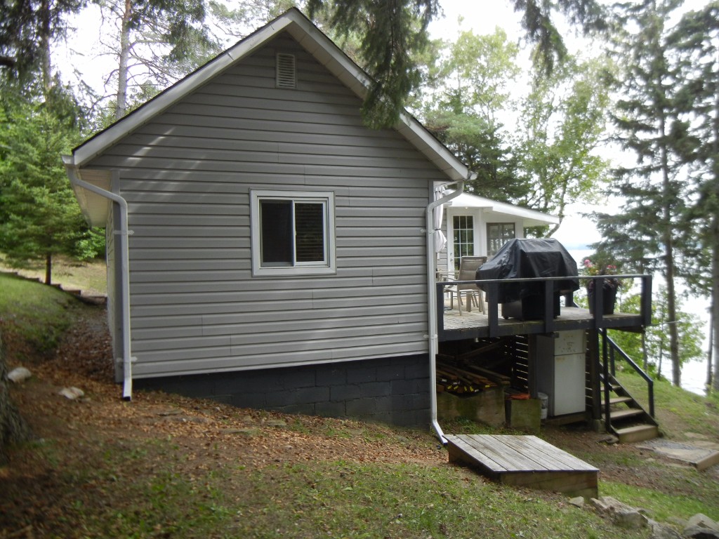126 LAKEVIEW CRES, North Kawartha, Ontario, Canada