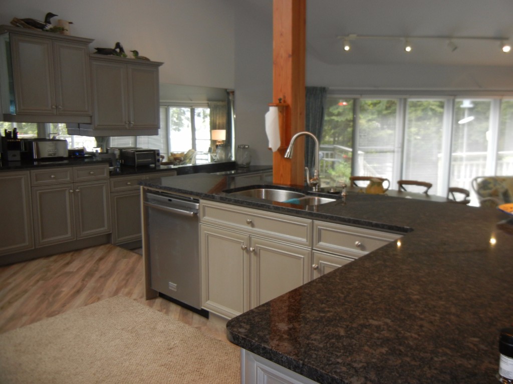 30 BAYSHORE RD, North Kawartha, Ontario, Canada