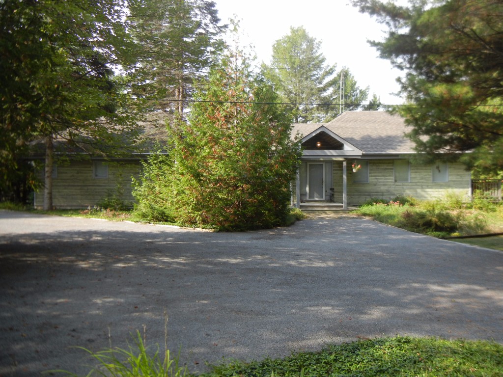 30 BAYSHORE RD, North Kawartha, Ontario, Canada