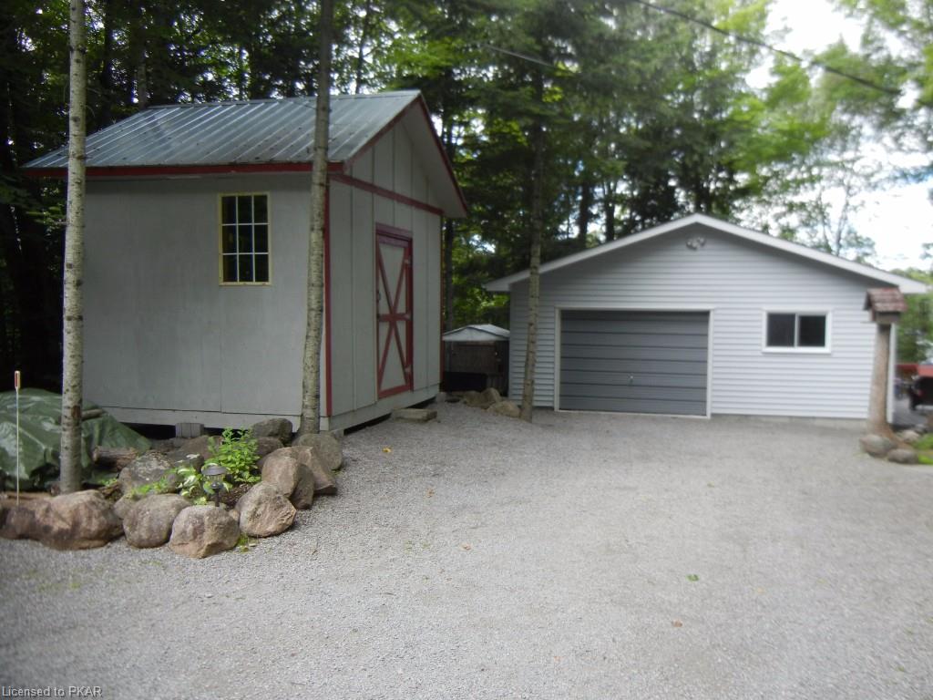 233 DOC EVANS Road, Apsley, Ontario, Canada