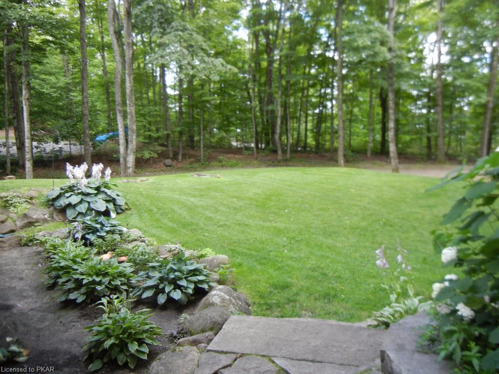 233 DOC EVANS Road, Apsley, Ontario, Canada