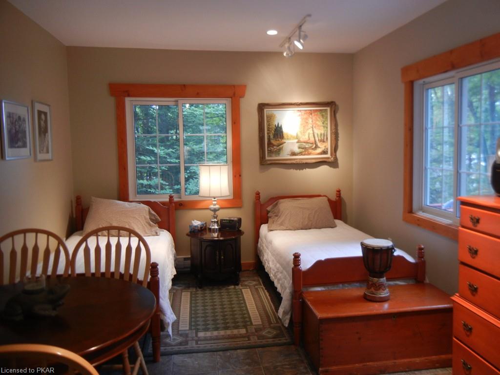 233 DOC EVANS Road, Apsley, Ontario, Canada