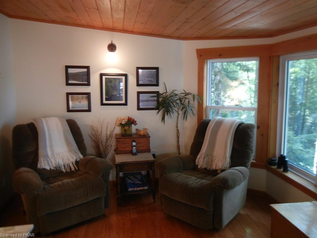 233 DOC EVANS Road, Apsley, Ontario, Canada