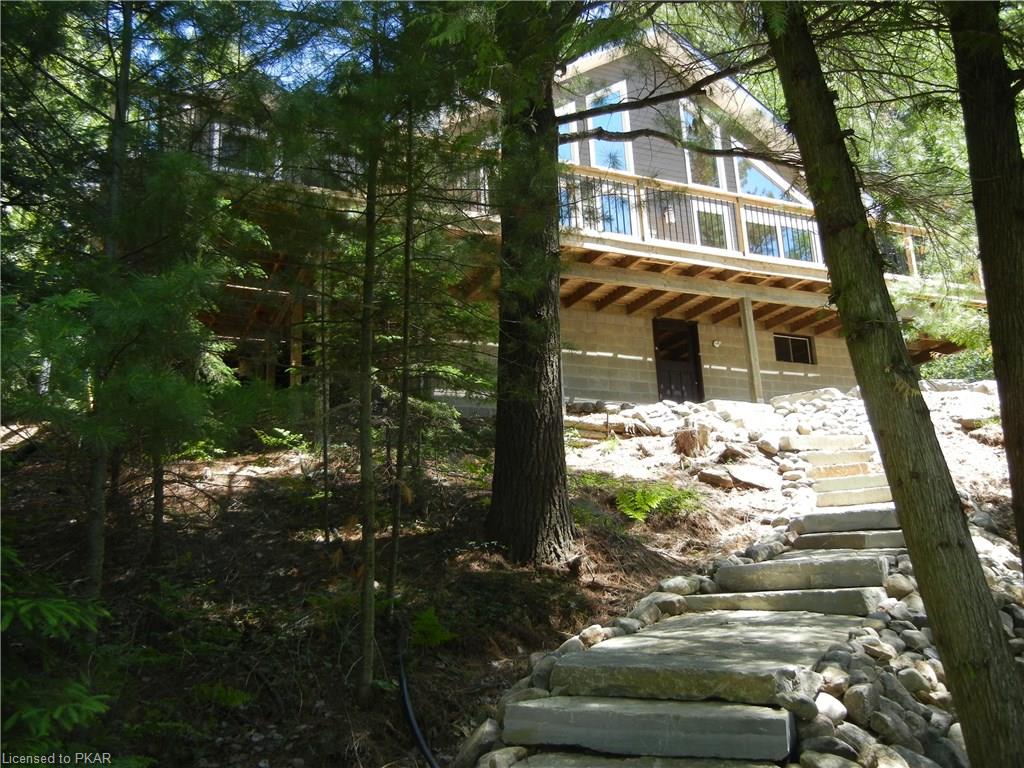 98 FITCH Lane, North Kawartha Township, Ontario, Canada